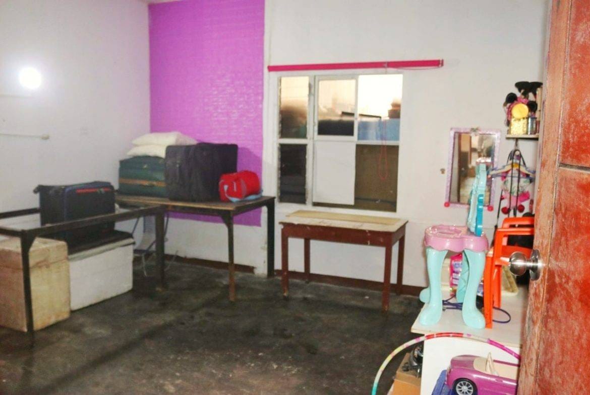 SE VENDE CASA EN PUCALLPA AV UNION