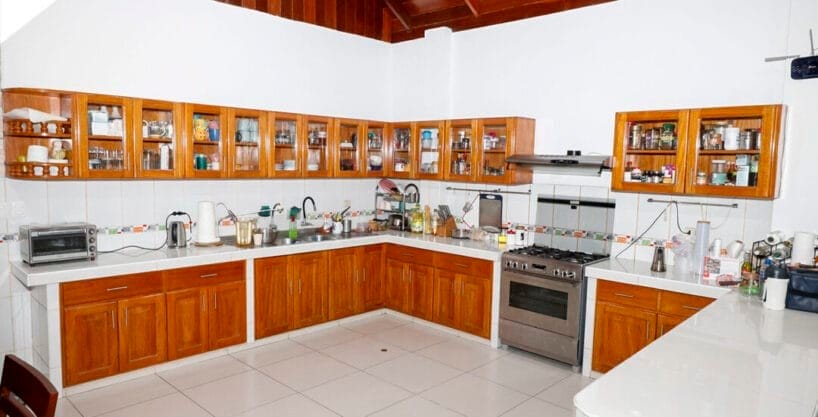 Inmobiliaria Gestihogar 🚨𝐆𝐑𝐀𝐍 𝐎𝐏𝐎𝐑𝐓𝐔𝐍𝐈𝐃𝐀𝐃, 𝐒𝐄 𝐕𝐄𝐍𝐃𝐄 𝐂𝐀𝐒𝐀 𝐃𝐄 𝐋𝐔𝐉𝐎.🚨