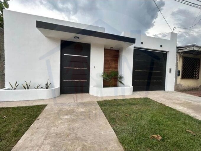 Inmobiliaria Gestihogar CASA DE 300 M2 EN JR ALAMEDAS - PUCALLPA